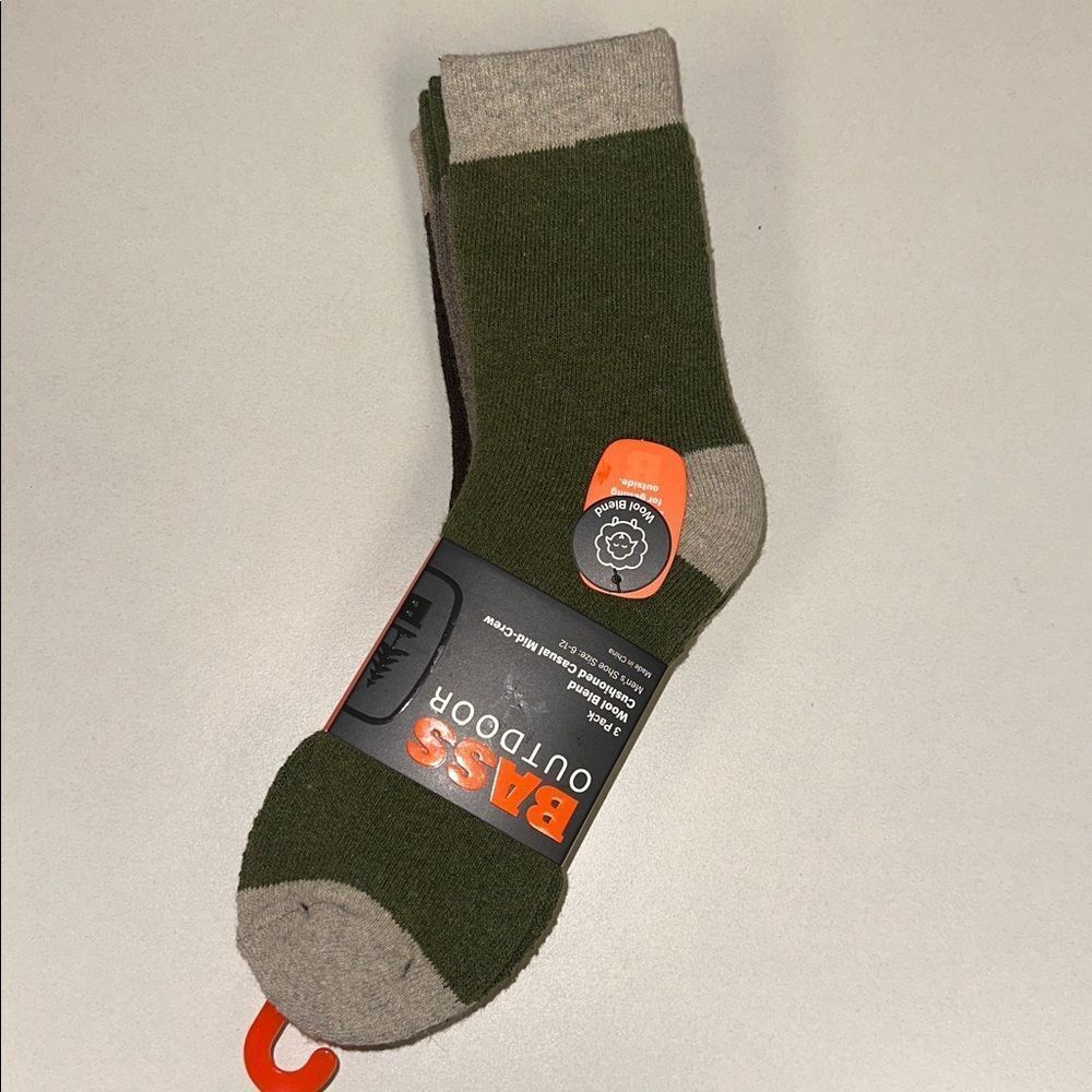 BASS Men’s Green Tan Brown Color Block Mid-Crew Wool Blend Outdoor Socks 3 pairs